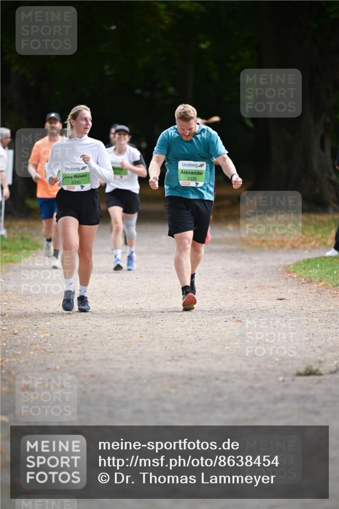 31.08.2025 - 21. Blankeneser Heldenlauf Dr. Thomas Lammeyer http://msf.ph/oto/8638454 31.08.2025 10:52:40 Laufen 3340, 3339 meine-sportfotos.de