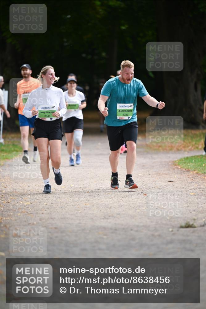 31.08.2025 - 21. Blankeneser Heldenlauf Dr. Thomas Lammeyer http://msf.ph/oto/8638456 31.08.2025 10:52:40 Laufen 3340, 3339 meine-sportfotos.de