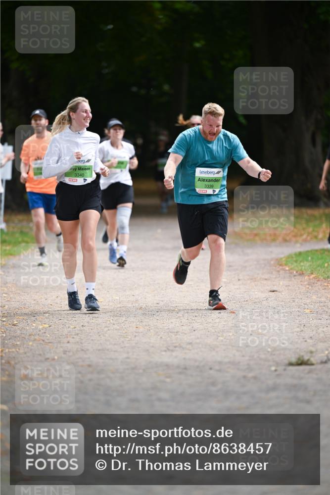 31.08.2025 - 21. Blankeneser Heldenlauf Dr. Thomas Lammeyer http://msf.ph/oto/8638457 31.08.2025 10:52:41 Laufen 3340, 3339 meine-sportfotos.de