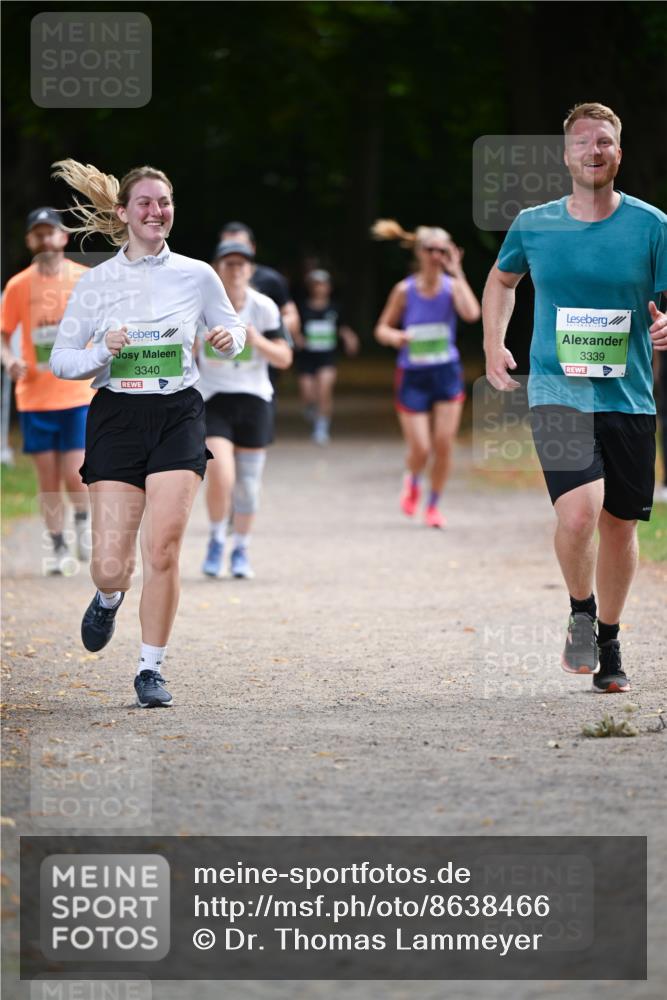 31.08.2025 - 21. Blankeneser Heldenlauf Dr. Thomas Lammeyer http://msf.ph/oto/8638466 31.08.2025 10:52:42 Laufen 3340, 3339 meine-sportfotos.de