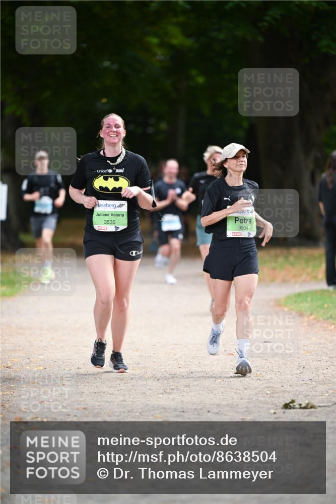 31.08.2025 - 21. Blankeneser Heldenlauf Dr. Thomas Lammeyer http://msf.ph/oto/8638504 31.08.2025 10:52:53 Laufen 3535, 3534 meine-sportfotos.de