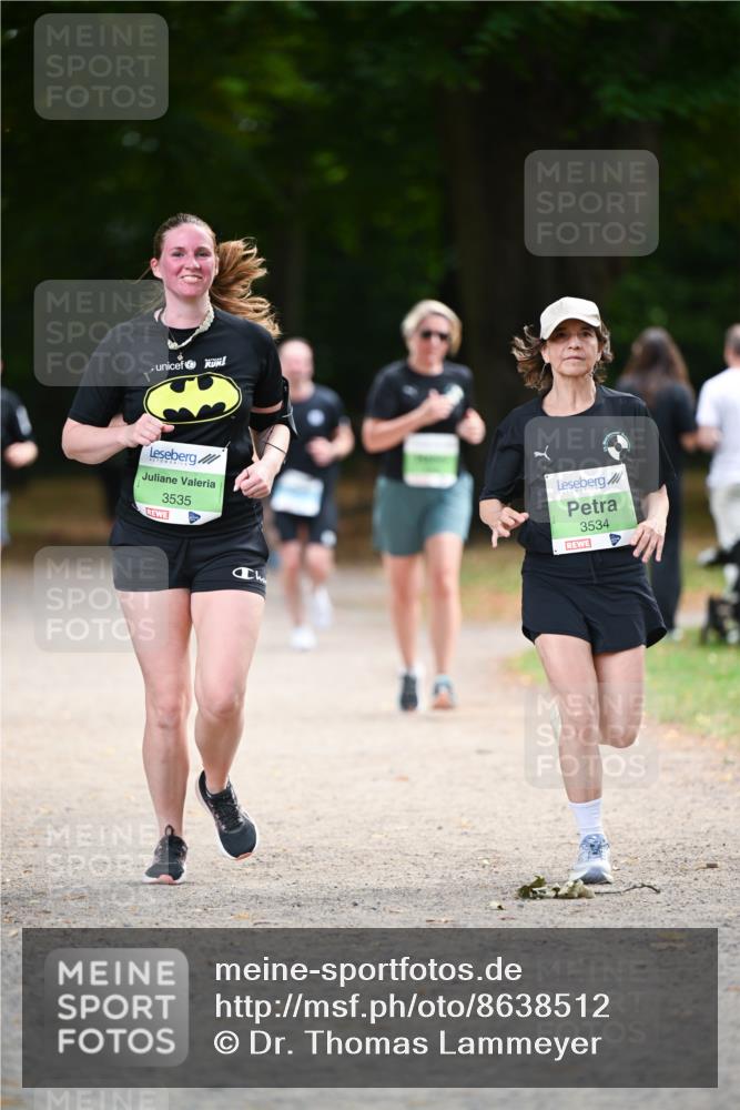 31.08.2025 - 21. Blankeneser Heldenlauf Dr. Thomas Lammeyer http://msf.ph/oto/8638512 31.08.2025 10:52:54 Laufen 3535, 3534 meine-sportfotos.de