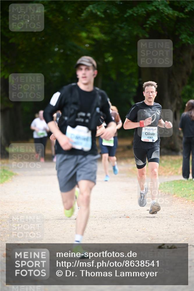 31.08.2025 - 21. Blankeneser Heldenlauf Dr. Thomas Lammeyer http://msf.ph/oto/8638541 31.08.2025 10:52:59 Laufen 4361 meine-sportfotos.de