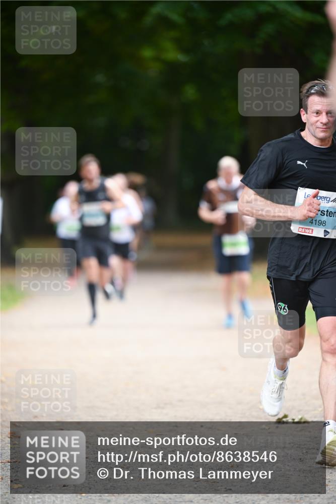 31.08.2025 - 21. Blankeneser Heldenlauf Dr. Thomas Lammeyer http://msf.ph/oto/8638546 31.08.2025 10:53:02 Laufen 96, 4198 meine-sportfotos.de