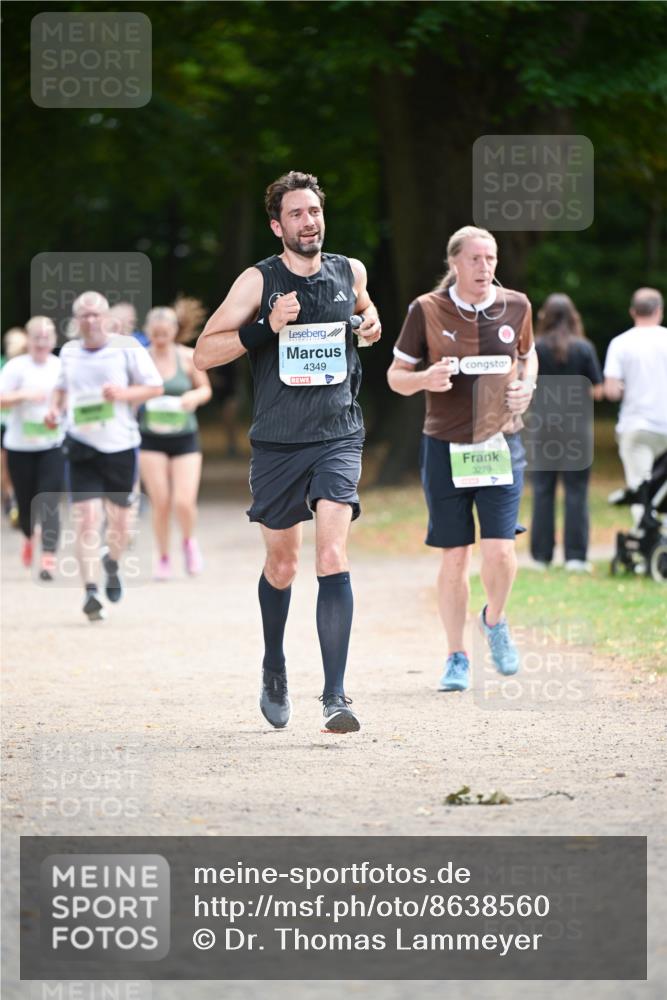 31.08.2025 - 21. Blankeneser Heldenlauf Dr. Thomas Lammeyer http://msf.ph/oto/8638560 31.08.2025 10:53:05 Laufen 4349, 3279 meine-sportfotos.de