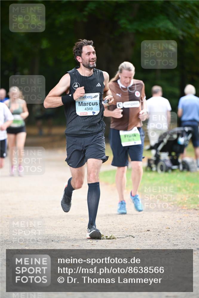 31.08.2025 - 21. Blankeneser Heldenlauf Dr. Thomas Lammeyer http://msf.ph/oto/8638566 31.08.2025 10:53:06 Laufen 4349 meine-sportfotos.de