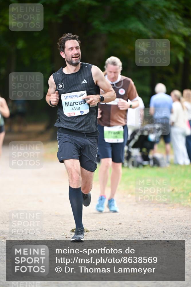 31.08.2025 - 21. Blankeneser Heldenlauf Dr. Thomas Lammeyer http://msf.ph/oto/8638569 31.08.2025 10:53:06 Laufen 4349 meine-sportfotos.de