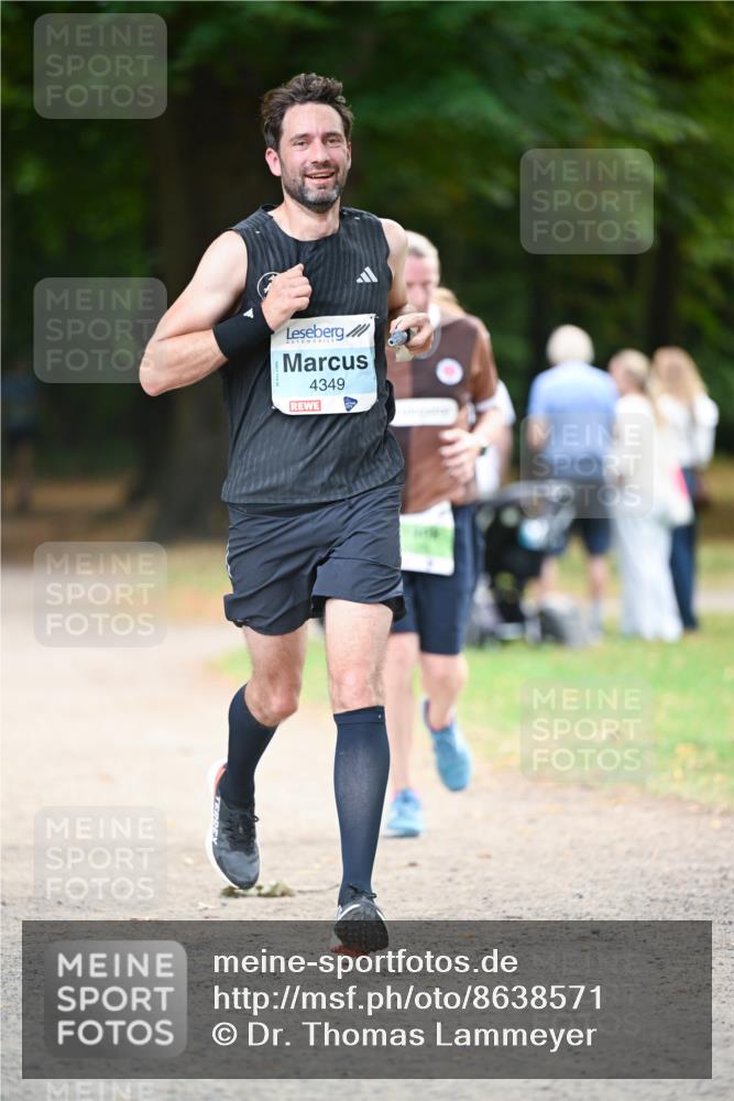31.08.2025 - 21. Blankeneser Heldenlauf Dr. Thomas Lammeyer http://msf.ph/oto/8638571 31.08.2025 10:53:06 Laufen 4349 meine-sportfotos.de