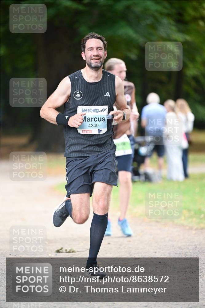 31.08.2025 - 21. Blankeneser Heldenlauf Dr. Thomas Lammeyer http://msf.ph/oto/8638572 31.08.2025 10:53:06 Laufen 4349 meine-sportfotos.de