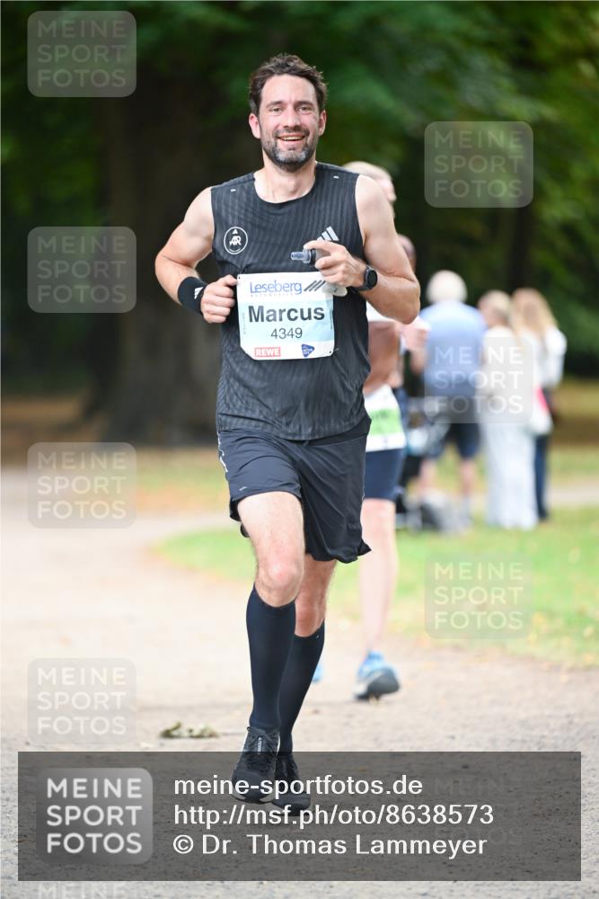 31.08.2025 - 21. Blankeneser Heldenlauf Dr. Thomas Lammeyer http://msf.ph/oto/8638573 31.08.2025 10:53:07 Laufen 4349 meine-sportfotos.de