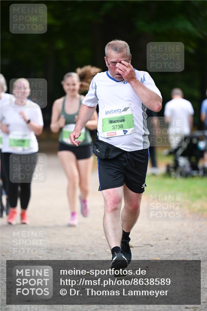 31.08.2025 - 21. Blankeneser Heldenlauf Dr. Thomas Lammeyer http://msf.ph/oto/8638589 31.08.2025 10:53:11 Laufen 3738 meine-sportfotos.de