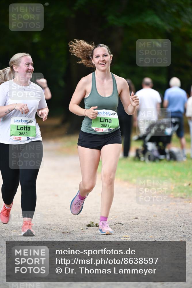 31.08.2025 - 21. Blankeneser Heldenlauf Dr. Thomas Lammeyer http://msf.ph/oto/8638597 31.08.2025 10:53:13 Laufen 3582, 3581 meine-sportfotos.de
