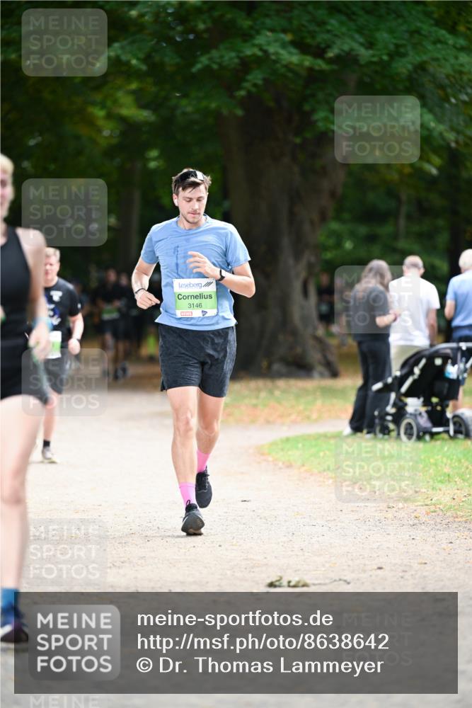 31.08.2025 - 21. Blankeneser Heldenlauf Dr. Thomas Lammeyer http://msf.ph/oto/8638642 31.08.2025 10:53:29 Laufen 3146 meine-sportfotos.de