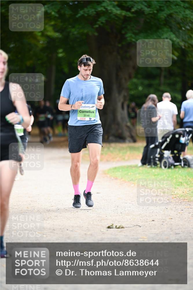 31.08.2025 - 21. Blankeneser Heldenlauf Dr. Thomas Lammeyer http://msf.ph/oto/8638644 31.08.2025 10:53:29 Laufen 3146 meine-sportfotos.de