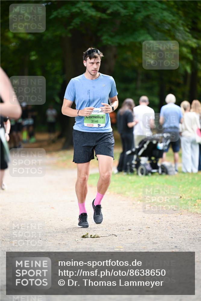 31.08.2025 - 21. Blankeneser Heldenlauf Dr. Thomas Lammeyer http://msf.ph/oto/8638650 31.08.2025 10:53:30 Laufen 3146 meine-sportfotos.de