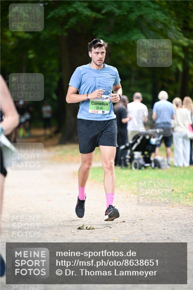 31.08.2025 - 21. Blankeneser Heldenlauf Dr. Thomas Lammeyer http://msf.ph/oto/8638651 31.08.2025 10:53:30 Laufen 3146 meine-sportfotos.de
