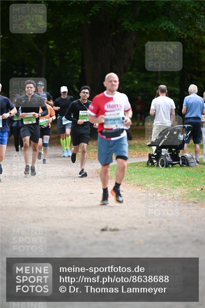 31.08.2025 - 21. Blankeneser Heldenlauf Dr. Thomas Lammeyer http://msf.ph/oto/8638688 31.08.2025 10:53:38 Laufen 3533 meine-sportfotos.de