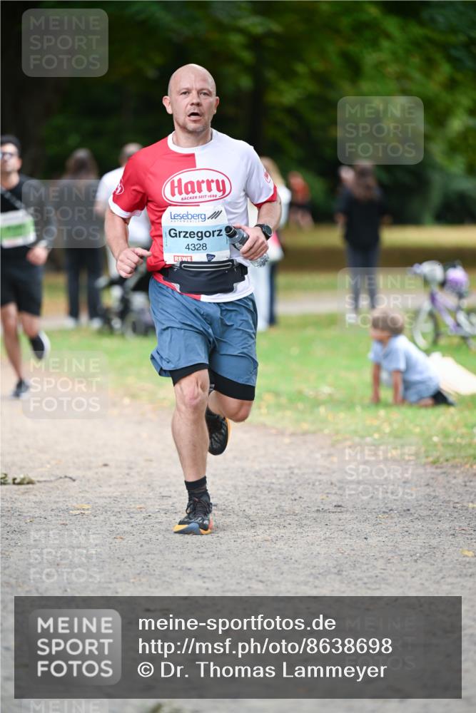 31.08.2025 - 21. Blankeneser Heldenlauf Dr. Thomas Lammeyer http://msf.ph/oto/8638698 31.08.2025 10:53:40 Laufen 1688, 4328 meine-sportfotos.de