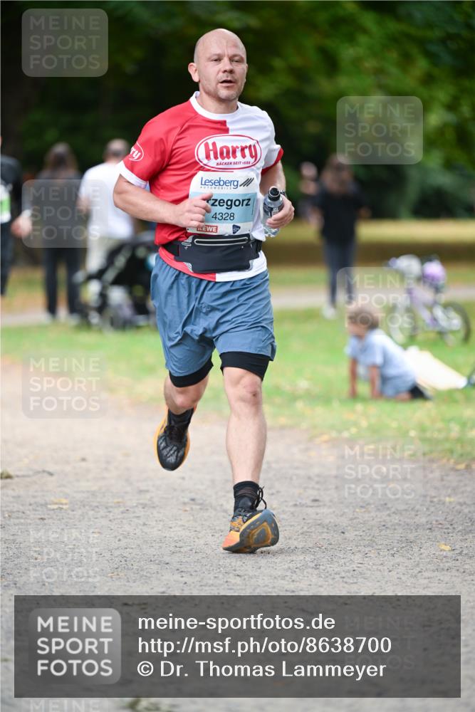 31.08.2025 - 21. Blankeneser Heldenlauf Dr. Thomas Lammeyer http://msf.ph/oto/8638700 31.08.2025 10:53:40 Laufen 1688, 4328 meine-sportfotos.de