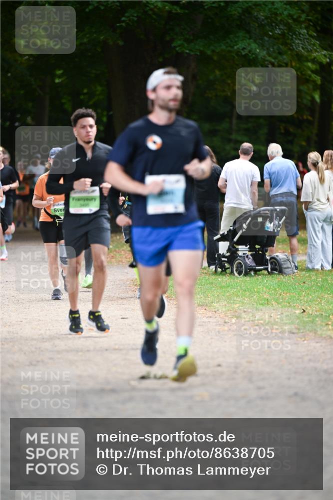 31.08.2025 - 21. Blankeneser Heldenlauf Dr. Thomas Lammeyer http://msf.ph/oto/8638705 31.08.2025 10:53:42 Laufen 322 meine-sportfotos.de