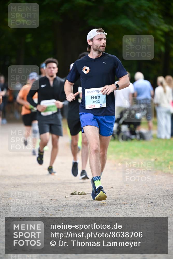 31.08.2025 - 21. Blankeneser Heldenlauf Dr. Thomas Lammeyer http://msf.ph/oto/8638706 31.08.2025 10:53:42 Laufen 4203 meine-sportfotos.de