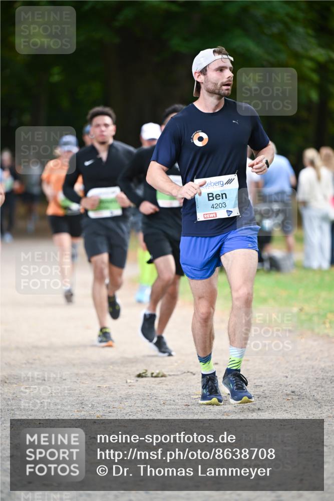 31.08.2025 - 21. Blankeneser Heldenlauf Dr. Thomas Lammeyer http://msf.ph/oto/8638708 31.08.2025 10:53:42 Laufen 4203 meine-sportfotos.de