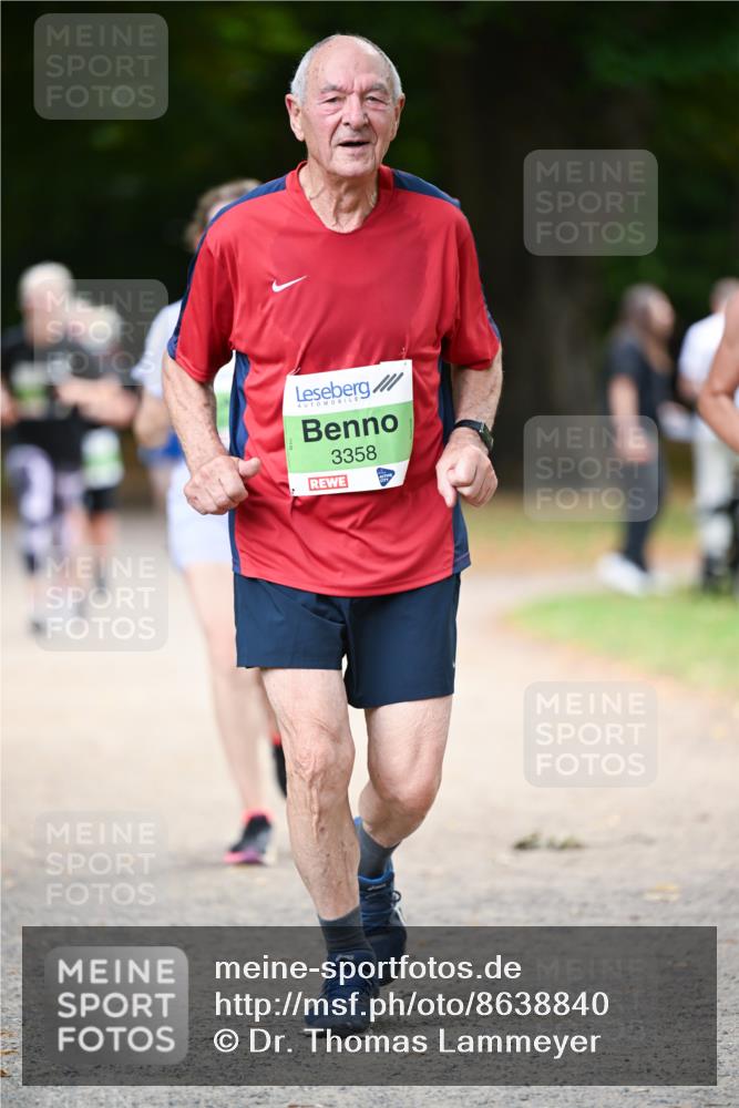 31.08.2025 - 21. Blankeneser Heldenlauf Dr. Thomas Lammeyer http://msf.ph/oto/8638840 31.08.2025 10:54:11 Laufen 3358 meine-sportfotos.de