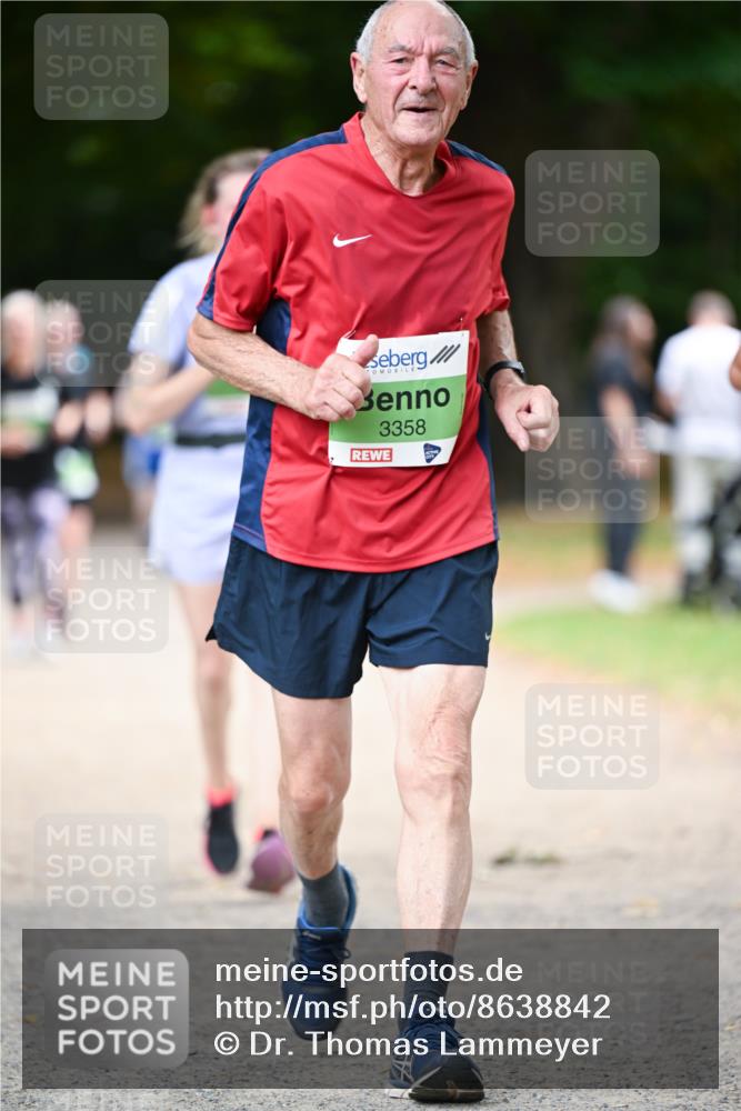 31.08.2025 - 21. Blankeneser Heldenlauf Dr. Thomas Lammeyer http://msf.ph/oto/8638842 31.08.2025 10:54:12 Laufen 3358 meine-sportfotos.de