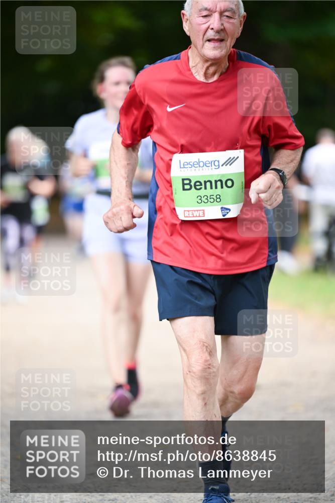 31.08.2025 - 21. Blankeneser Heldenlauf Dr. Thomas Lammeyer http://msf.ph/oto/8638845 31.08.2025 10:54:12 Laufen 3358 meine-sportfotos.de