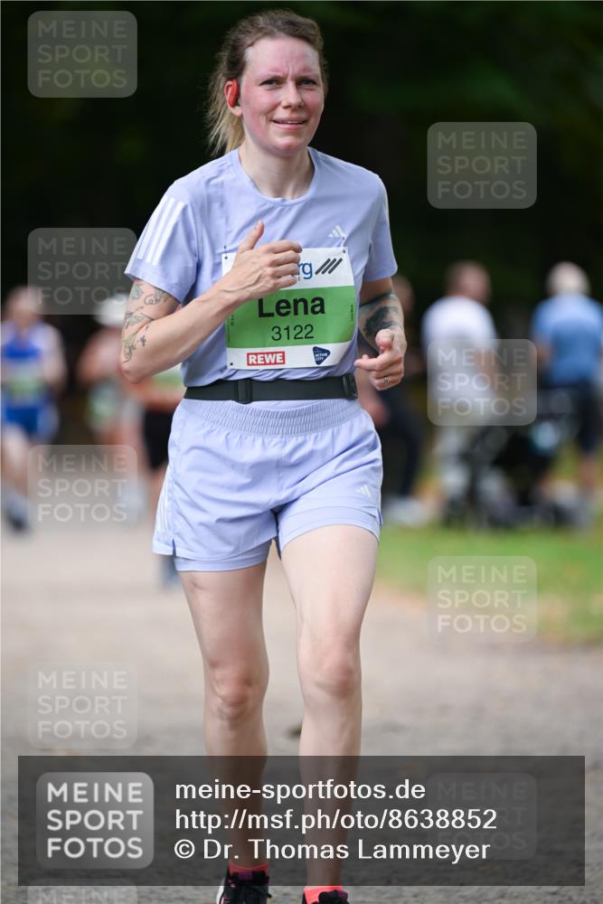 31.08.2025 - 21. Blankeneser Heldenlauf Dr. Thomas Lammeyer http://msf.ph/oto/8638852 31.08.2025 10:54:14 Laufen 3122 meine-sportfotos.de