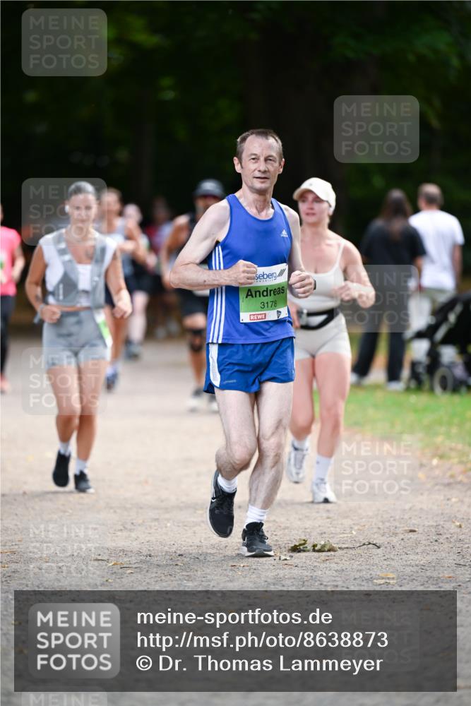 31.08.2025 - 21. Blankeneser Heldenlauf Dr. Thomas Lammeyer http://msf.ph/oto/8638873 31.08.2025 10:54:21 Laufen 3178 meine-sportfotos.de