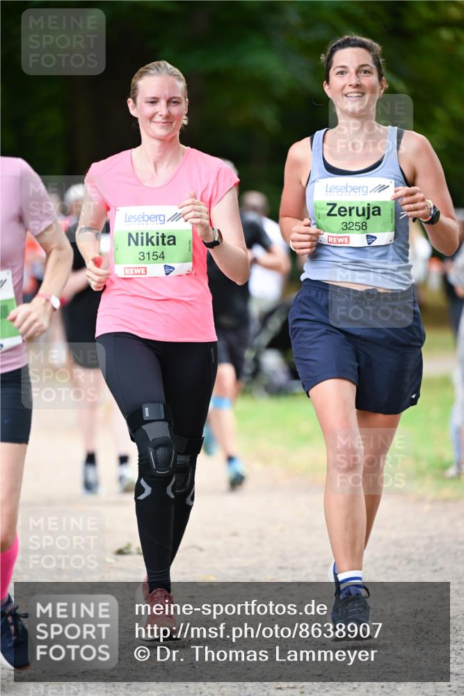 31.08.2025 - 21. Blankeneser Heldenlauf Dr. Thomas Lammeyer http://msf.ph/oto/8638907 31.08.2025 10:54:30 Laufen 3154, 3258 meine-sportfotos.de
