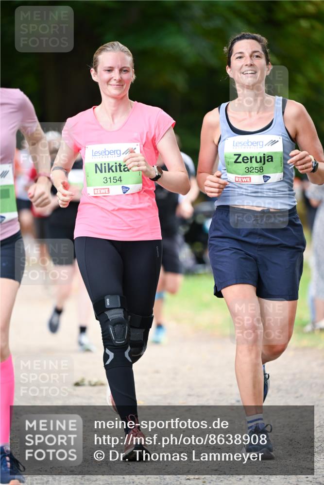 31.08.2025 - 21. Blankeneser Heldenlauf Dr. Thomas Lammeyer http://msf.ph/oto/8638908 31.08.2025 10:54:30 Laufen 4, 3154, 3258 meine-sportfotos.de