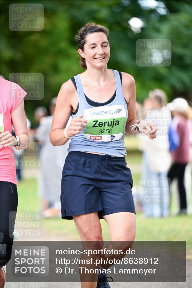 31.08.2025 - 21. Blankeneser Heldenlauf Dr. Thomas Lammeyer http://msf.ph/oto/8638912 31.08.2025 10:54:31 Laufen 3258 meine-sportfotos.de