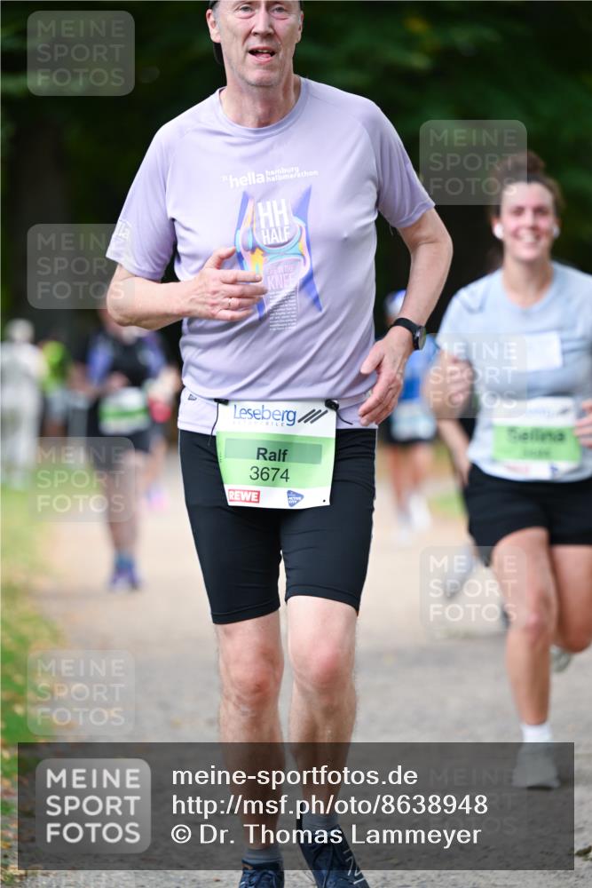 31.08.2025 - 21. Blankeneser Heldenlauf Dr. Thomas Lammeyer http://msf.ph/oto/8638948 31.08.2025 10:54:47 Laufen 3674 meine-sportfotos.de