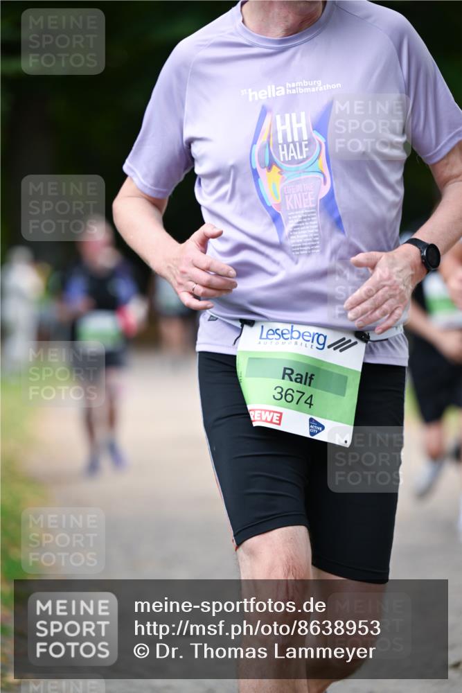 31.08.2025 - 21. Blankeneser Heldenlauf Dr. Thomas Lammeyer http://msf.ph/oto/8638953 31.08.2025 10:54:48 Laufen 3674 meine-sportfotos.de