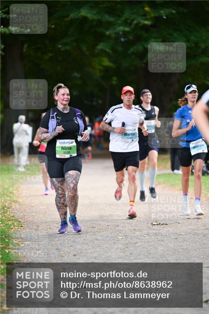 31.08.2025 - 21. Blankeneser Heldenlauf Dr. Thomas Lammeyer http://msf.ph/oto/8638962 31.08.2025 10:54:50 Laufen 3228, 4394, 4395 meine-sportfotos.de