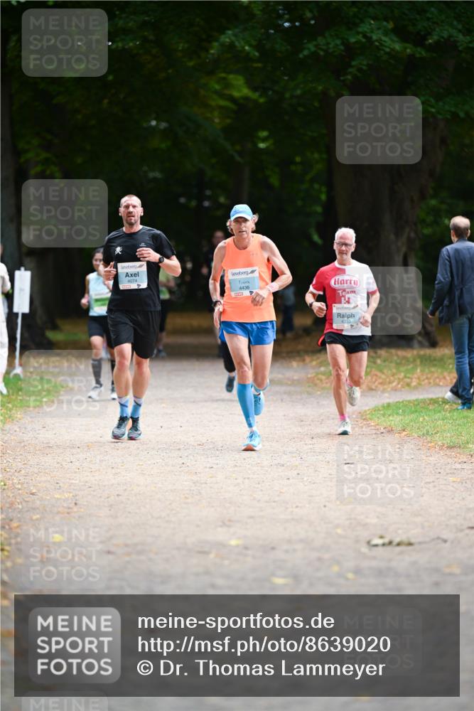 31.08.2025 - 21. Blankeneser Heldenlauf Dr. Thomas Lammeyer http://msf.ph/oto/8639020 31.08.2025 10:55:01 Laufen 4074, 4436, 4333 meine-sportfotos.de
