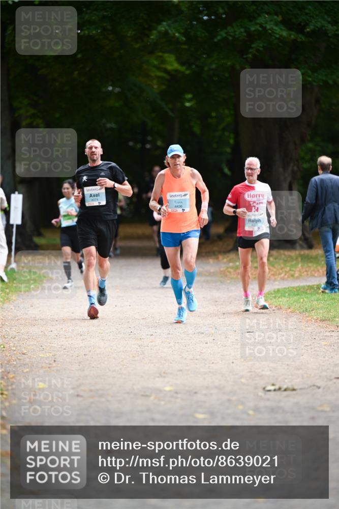31.08.2025 - 21. Blankeneser Heldenlauf Dr. Thomas Lammeyer http://msf.ph/oto/8639021 31.08.2025 10:55:01 Laufen 4074, 4436 meine-sportfotos.de
