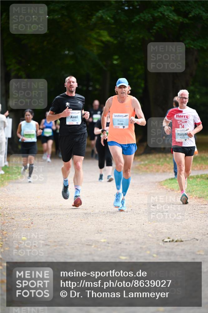 31.08.2025 - 21. Blankeneser Heldenlauf Dr. Thomas Lammeyer http://msf.ph/oto/8639027 31.08.2025 10:55:02 Laufen 4074, 4436, 4333 meine-sportfotos.de