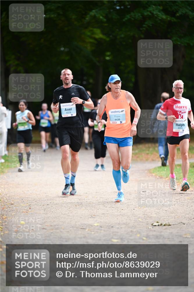 31.08.2025 - 21. Blankeneser Heldenlauf Dr. Thomas Lammeyer http://msf.ph/oto/8639029 31.08.2025 10:55:03 Laufen 4074, 4436, 4333 meine-sportfotos.de