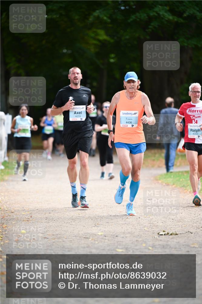 31.08.2025 - 21. Blankeneser Heldenlauf Dr. Thomas Lammeyer http://msf.ph/oto/8639032 31.08.2025 10:55:03 Laufen 4074, 4436, 4333 meine-sportfotos.de