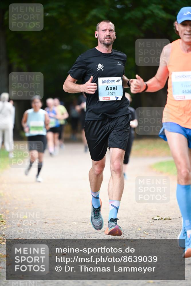 31.08.2025 - 21. Blankeneser Heldenlauf Dr. Thomas Lammeyer http://msf.ph/oto/8639039 31.08.2025 10:55:05 Laufen 4074, 4436 meine-sportfotos.de