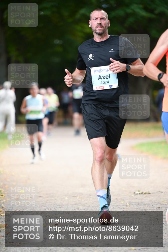 31.08.2025 - 21. Blankeneser Heldenlauf Dr. Thomas Lammeyer http://msf.ph/oto/8639042 31.08.2025 10:55:06 Laufen 4074 meine-sportfotos.de