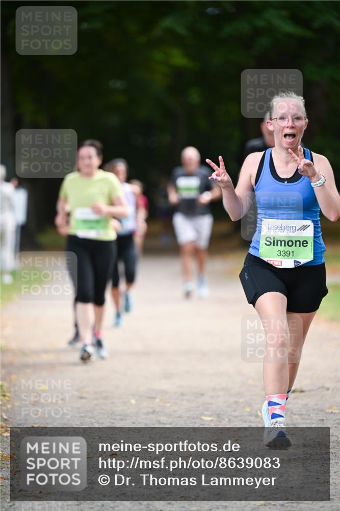31.08.2025 - 21. Blankeneser Heldenlauf Dr. Thomas Lammeyer http://msf.ph/oto/8639083 31.08.2025 10:55:14 Laufen 3391 meine-sportfotos.de