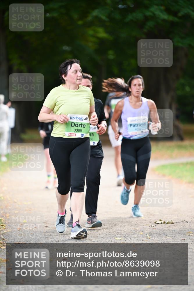 31.08.2025 - 21. Blankeneser Heldenlauf Dr. Thomas Lammeyer http://msf.ph/oto/8639098 31.08.2025 10:55:16 Laufen 3369, 66, 4032 meine-sportfotos.de