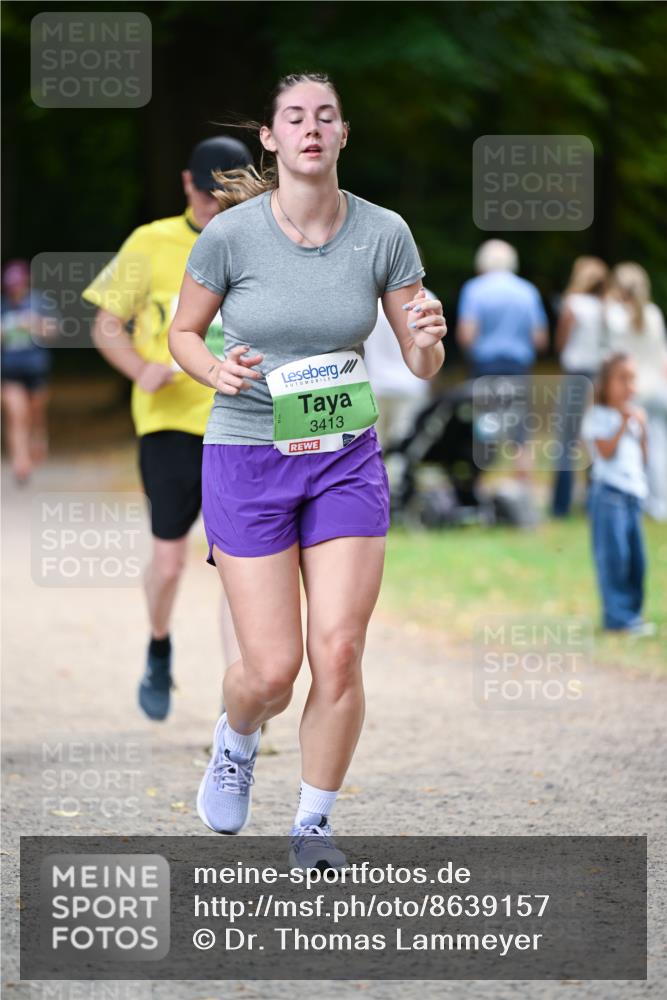 31.08.2025 - 21. Blankeneser Heldenlauf Dr. Thomas Lammeyer http://msf.ph/oto/8639157 31.08.2025 10:55:34 Laufen 3413 meine-sportfotos.de