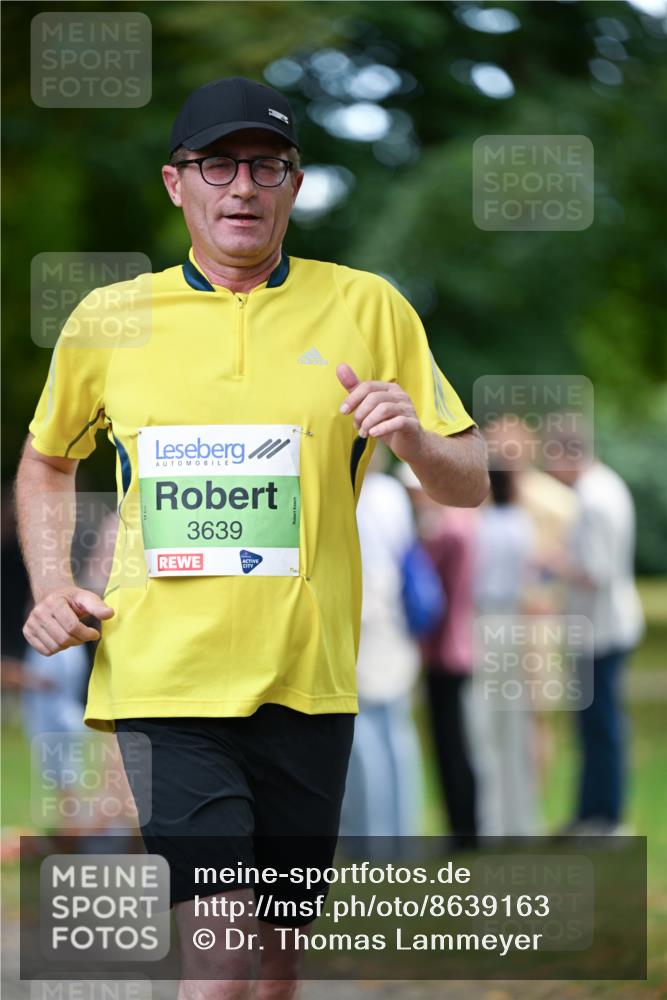 31.08.2025 - 21. Blankeneser Heldenlauf Dr. Thomas Lammeyer http://msf.ph/oto/8639163 31.08.2025 10:55:37 Laufen 3639 meine-sportfotos.de