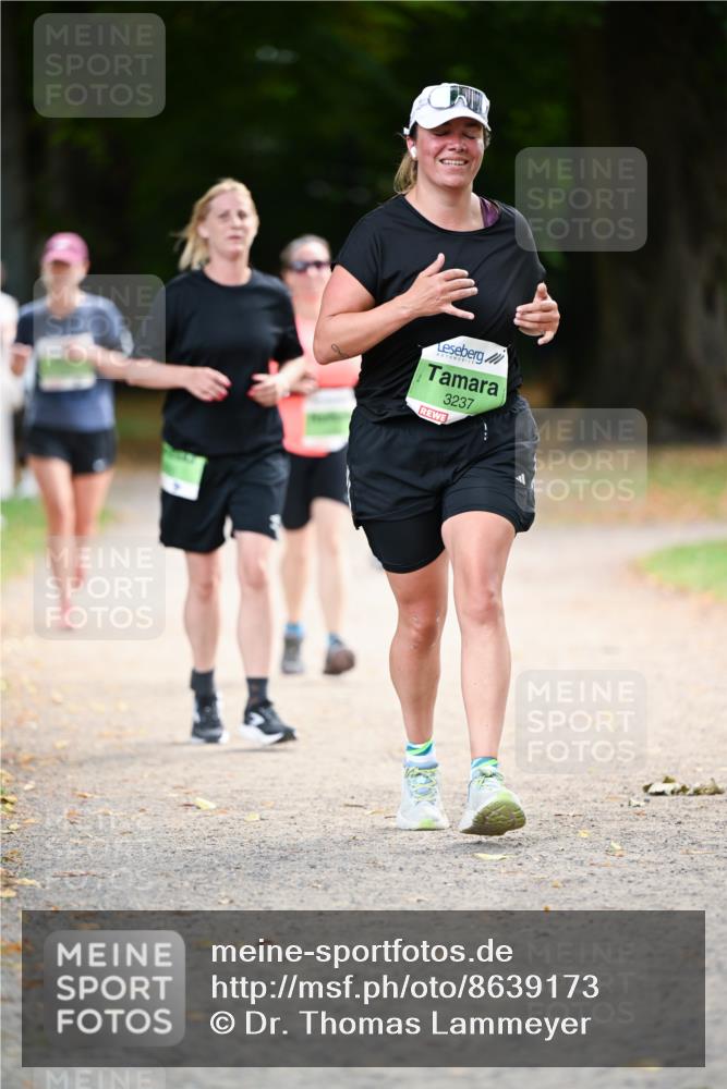 31.08.2025 - 21. Blankeneser Heldenlauf Dr. Thomas Lammeyer http://msf.ph/oto/8639173 31.08.2025 10:55:40 Laufen 3237 meine-sportfotos.de