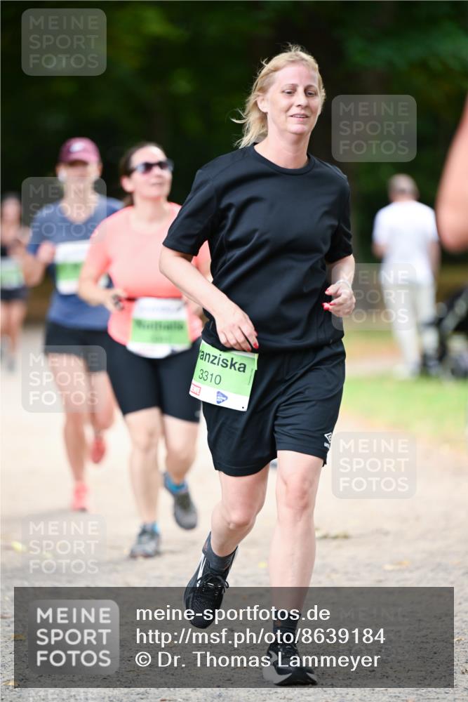 31.08.2025 - 21. Blankeneser Heldenlauf Dr. Thomas Lammeyer http://msf.ph/oto/8639184 31.08.2025 10:55:43 Laufen 3310 meine-sportfotos.de